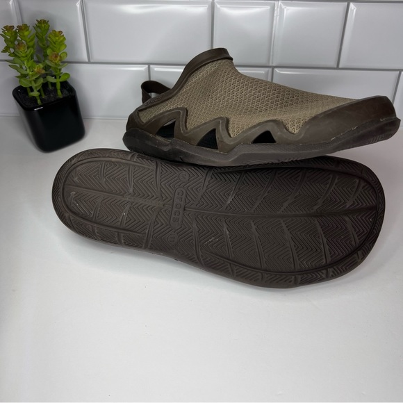 Crocs Solid Green Swiftwater Mesh Wave Sandal - Men’s Sz 11 - Picture 3 of 5